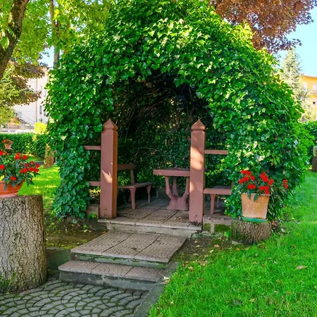 Falco D'oro By Falco D'oro 호텔 토얼