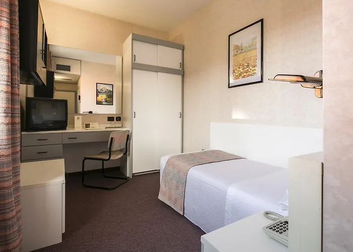 Hotel Falco D'oro 4*