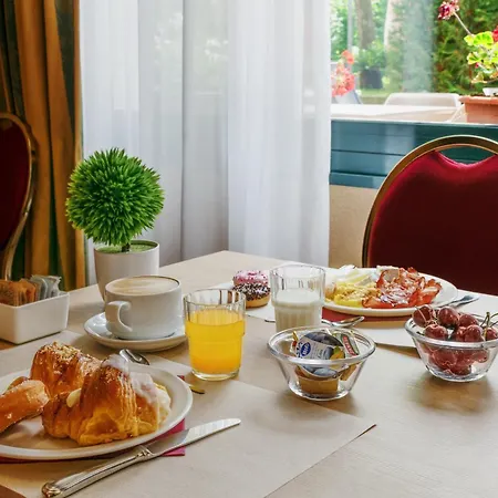 Hotel Falco D'oro Tole