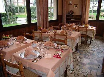 Hotel Falco D'oro Tole